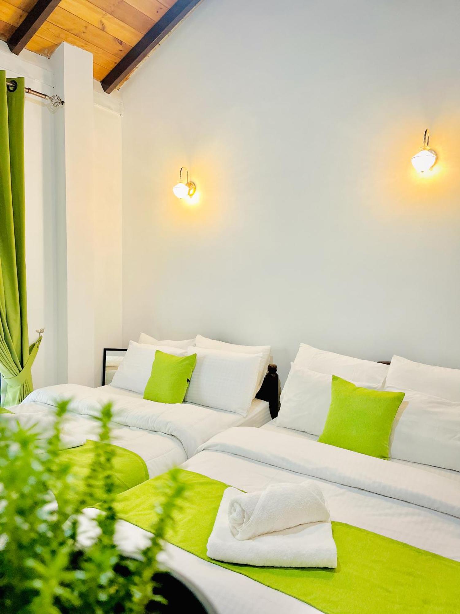 Star Holiday Home นูวาราเอลิยา ภายนอก รูปภาพ