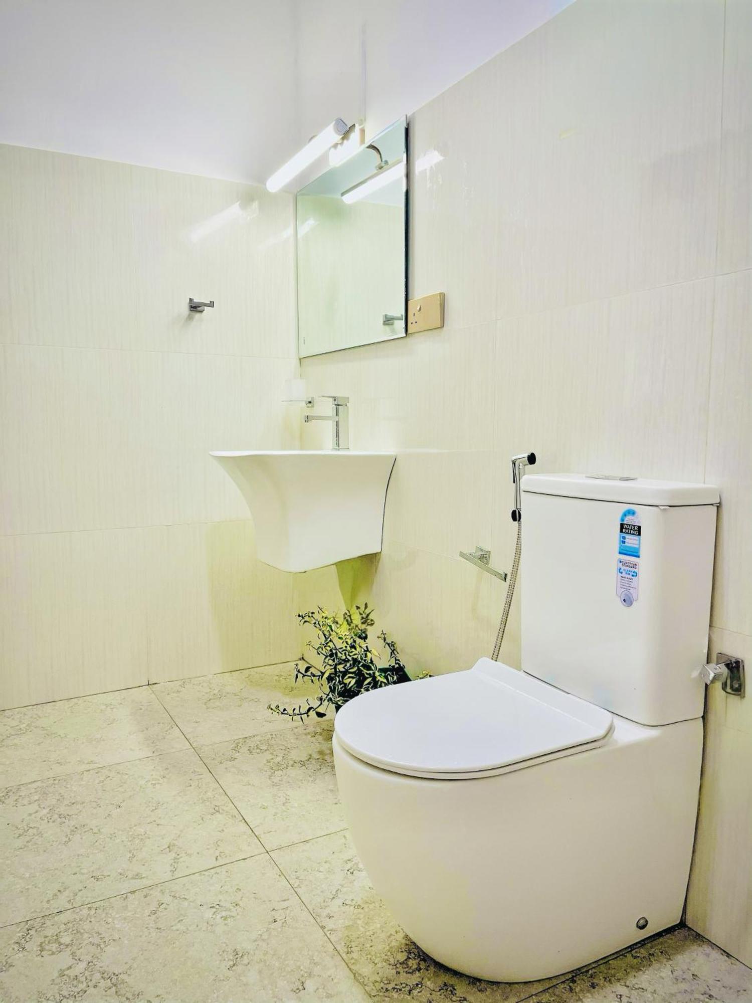Star Holiday Home นูวาราเอลิยา ภายนอก รูปภาพ